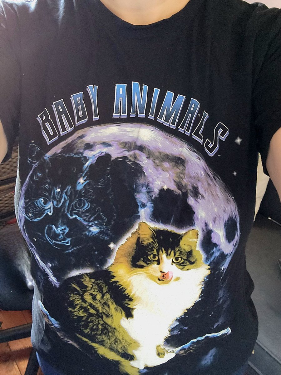 #ausmusictshirtday #support 
Don't forget to rep your fav Aussie musos today AND donate, to help <a href="/SupportAct/">Support Act</a>  continue to support our Aussie music workers in need, musicians &amp; crew - all those involved in putting on the shows we love! 💜🤘🙌💜 Thank U! 
supportact.org.au