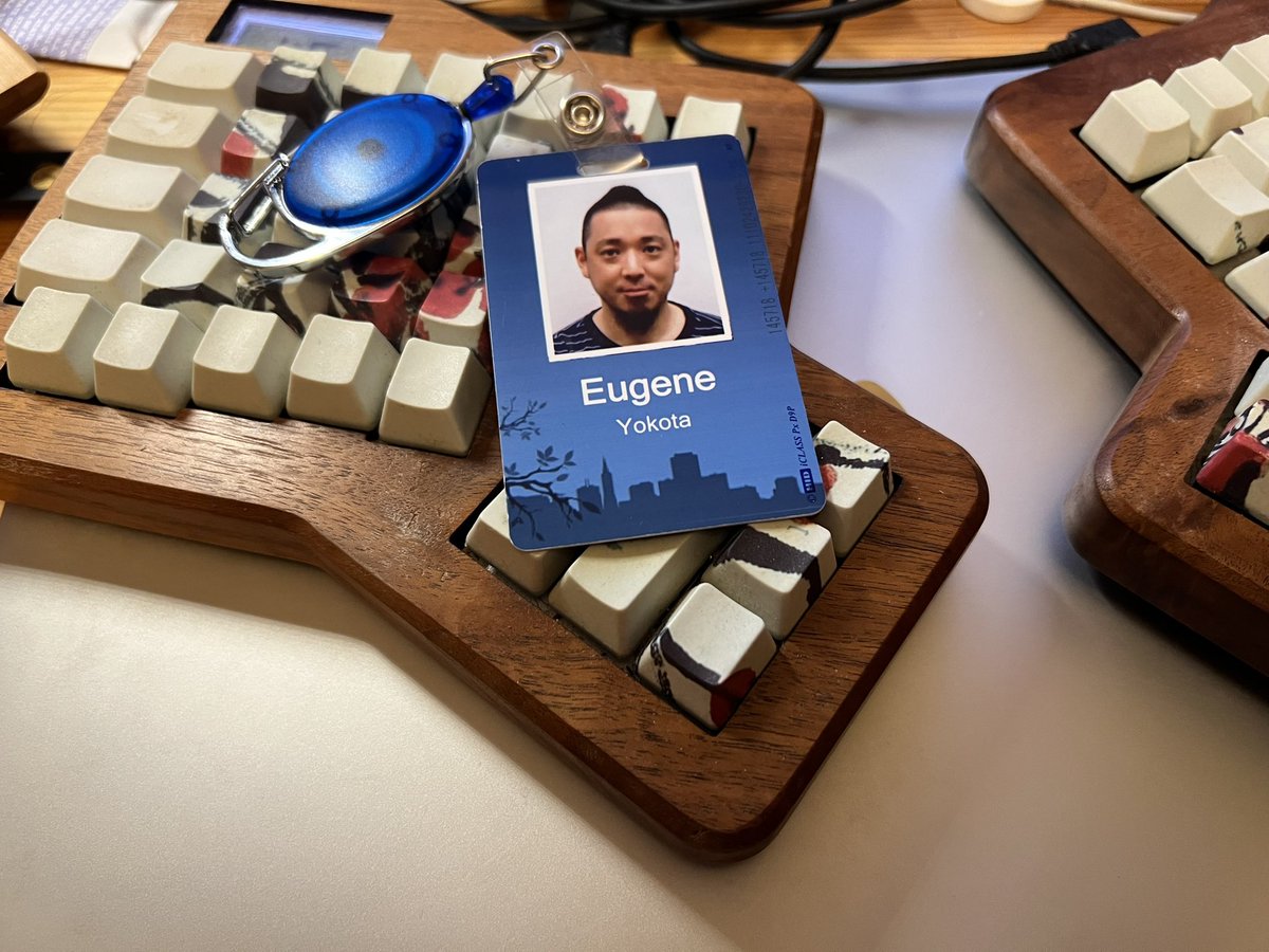 Twitter has been a special place to work for, and I think it will always be in my mind for its culture of excellence, diversity, and outpouring of care for all the people that made Flock the Flock

I'm happy that I got to be part of it
🫡 #LoveWhereYouWorked