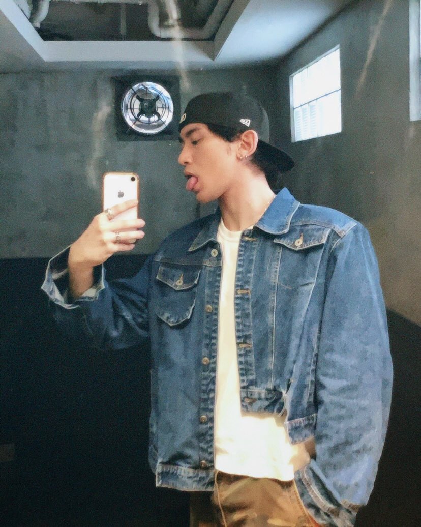 ooikawKimay tweet picture