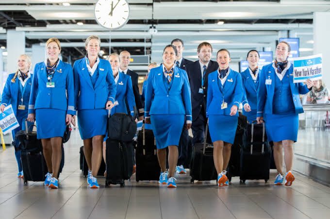 IDGeografi's tweet photo. The World's Top 100 Airlines in 2022 announced in the World Airline Awards #SkyTrax #AirplaneSky 
#Rank17
✈️ KLM Royal Dutch Airlines (KL) 1919

📍Amsterdam Airport Schipol 🇳🇱 https://t.co/C0whhKIXnw