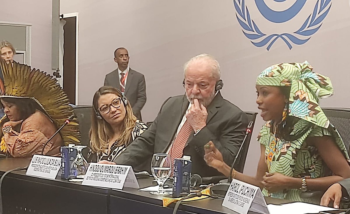 hindououmar's tweet image. It was a great honour meeting President elected @LulaOficial of #Brazil today @COP27P in Sharm el Cheick during the last day of the climate negotiation.
Meeting him gives #IndigenousPeoples hope to protect our homes : forests and lands #COP27