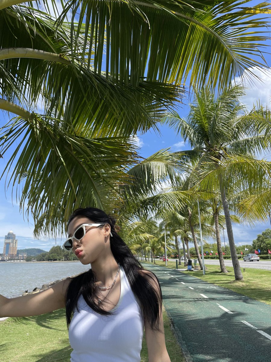 봉봉이들아 한국가면 여밀게…,,,