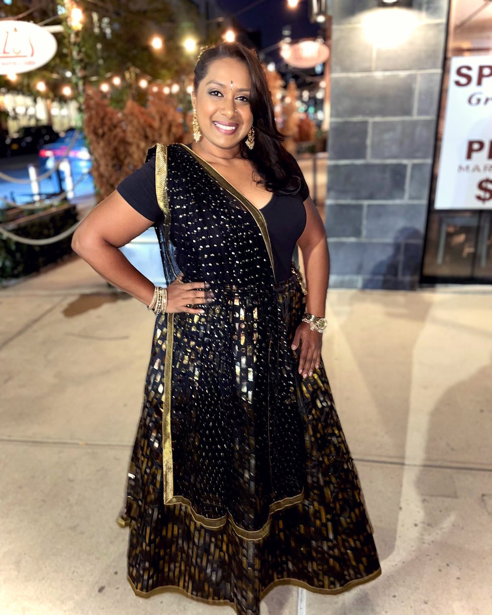 BharatiKemraj's tweet image. Serendipity ✨

#tistheseasontosparkle #guyanese #magical #livelovelaugh #momentslikethese #gratitudeattitude