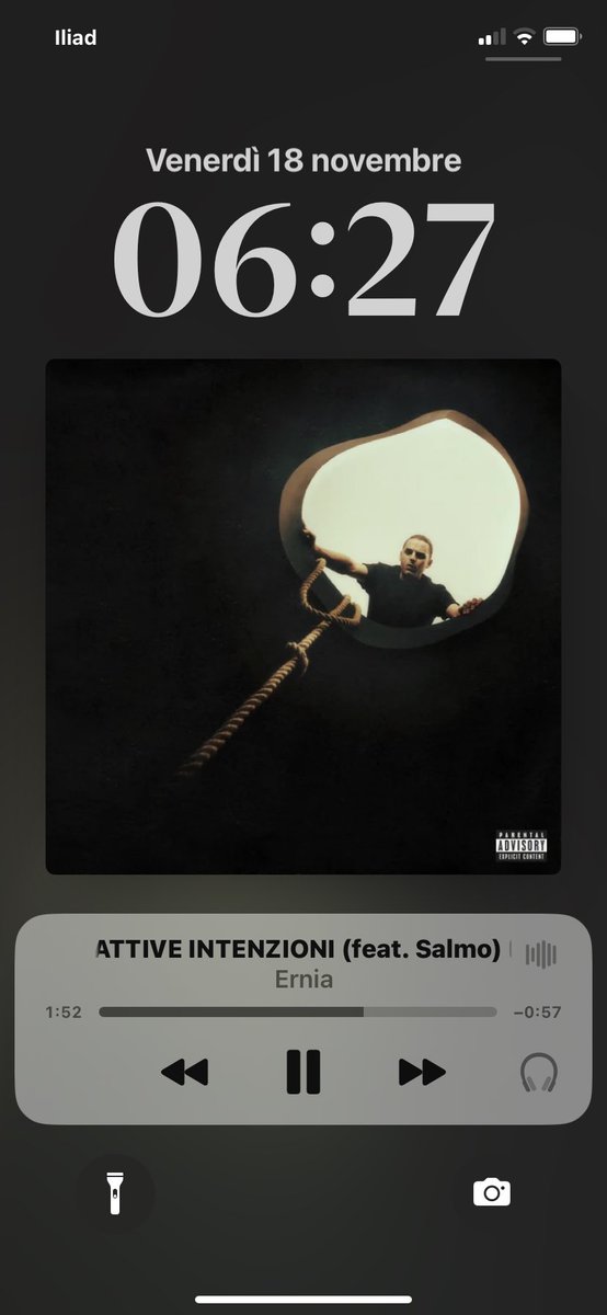 sto veramente sentendo salmo che rappa di nuovo in modo cazzuto finalmente?