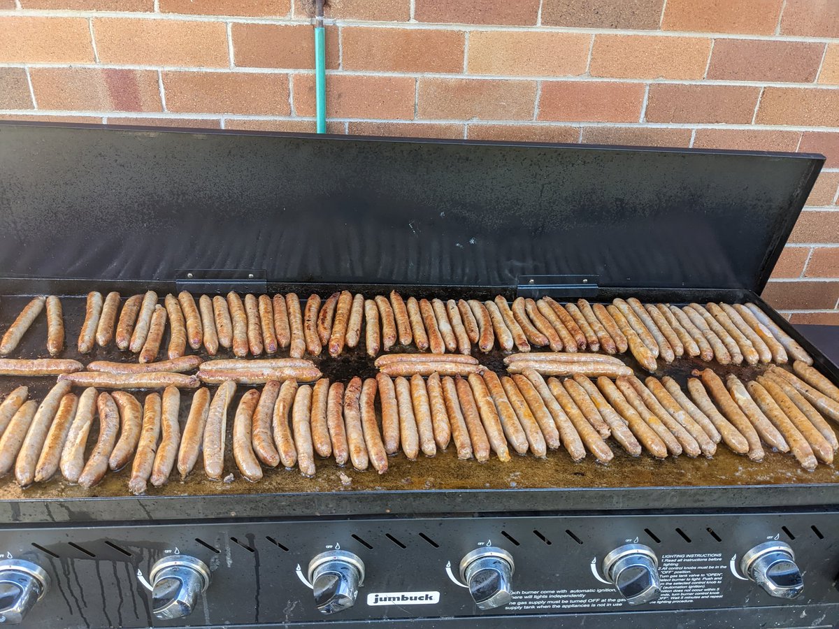 Token Fun Day <a href="/BlacktownSthPS/">Blacktown South PS</a> is always fantastic. Year 6 taking responsibility for their own stalls and activities made me very proud. 👏