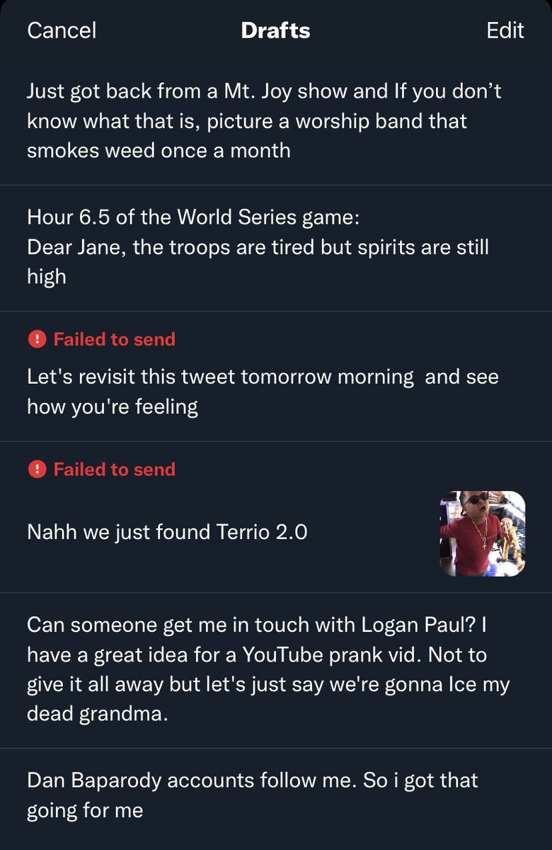 Joe_emerson50's tweet photo. Damn. Thought my drafts were spicier than this. Im boring as hell https://t.co/QzZCo4Xklx