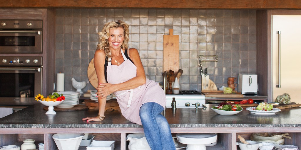 Have you met Gathar ambassador, Chef Gina? 🙋‍♀️ Gina has created incredible dining experiences for top tier brands + a whole galaxy of stars from Barbra Streisand to Justin Bieber 🌟 Now, she's helping us grow the Gathar goodness in LA 👉 bit.ly/3WRPfRY