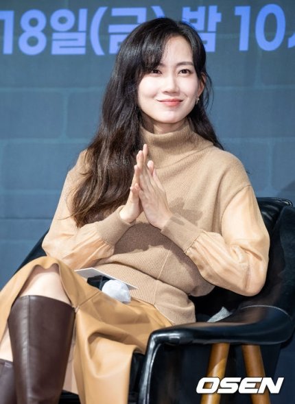 shinhyunbeentr's tweet photo. Oyuncular Yoo Yeon seok, Koo kyo hwan, Go Hyun Jung ve Song Joong ki'nin hepsinin ortak bir noktası var: Shin Hyun Been. Tüm aktörler Shin Hyun Been ile çalıştı
...
- Shin Hyun Been renkli filmografisiyle 'her zaman bir sonraki işi dört gözle beklenen bi aktör' olarak görülüyor. https://t.co/rLL5rWkiql