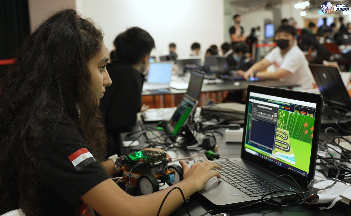 RoboCupAP's tweet image. 𝗛𝗶𝗴𝗵𝗹𝗶𝗴𝗵𝘁𝘀 𝗼𝗳 𝗥𝗖𝗔𝗣 𝟮𝟬𝟮𝟮 𝗖𝗼𝗦𝗽𝗮𝗰𝗲 𝗙𝗶𝗻𝗮𝗹𝘀 (𝟭)
#RoboCup #RCAP #rcap2022 #RCAPacademy #cospace #CoSpaceRobot #EduTECHAsia #singapore #ai #robots #cs #computerscience #future #autodriving #Rescue #ADC #AutoDriving #Challenge #Tesla #Travel #Education