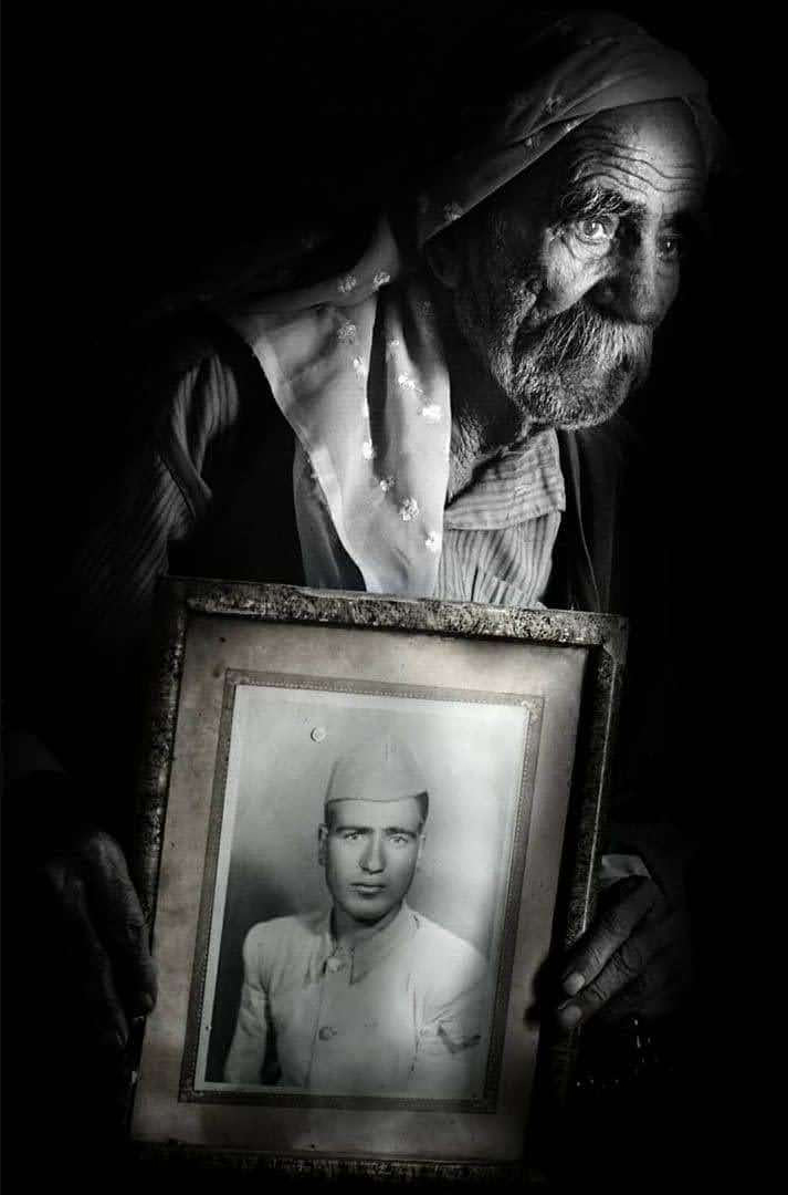 Good morning my dear family ☕️☕️

Uncle Mustafa, who lives in the village of Kısas in Urfa. The years have taken a lot from him. This youth remained, the sadness on his face, the lines on his face, what difficulties he endured, what he endured in life

opensea.io/collection/ser…