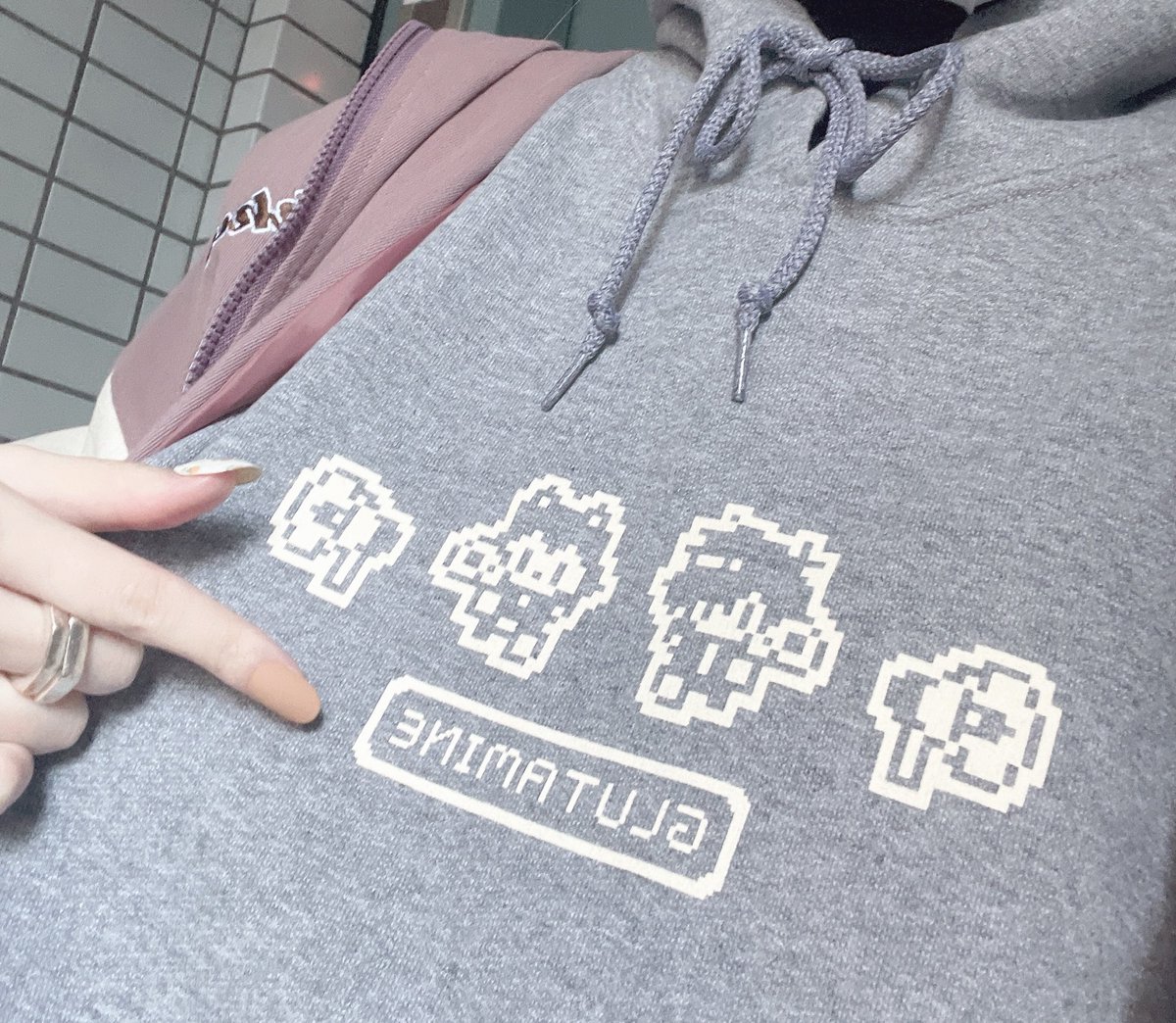 MGGMG_gr's tweet photo. 今年の冬もぐるたんを着るのだ
おせわになりますおすし

·͜·♡ @glutamine_music ♡·͜·

ウチの今の髪型はピンクウルフ🐺 https://t.co/9yfM9Nzuou