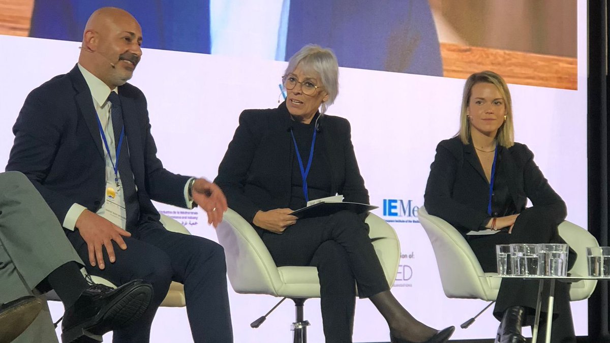 ascameorg's tweet photo. 🗣️ "We need to change the mindset of our professors, they need to keep up with change. Same goes with the curriculum. We need to be agile" - Mr. Ashraf A. Bany Mohammed (Associate Professor of Technology and Management - School of Business of @uj_news) #MedaWeek22 https://t.co/IkEDwESbEC