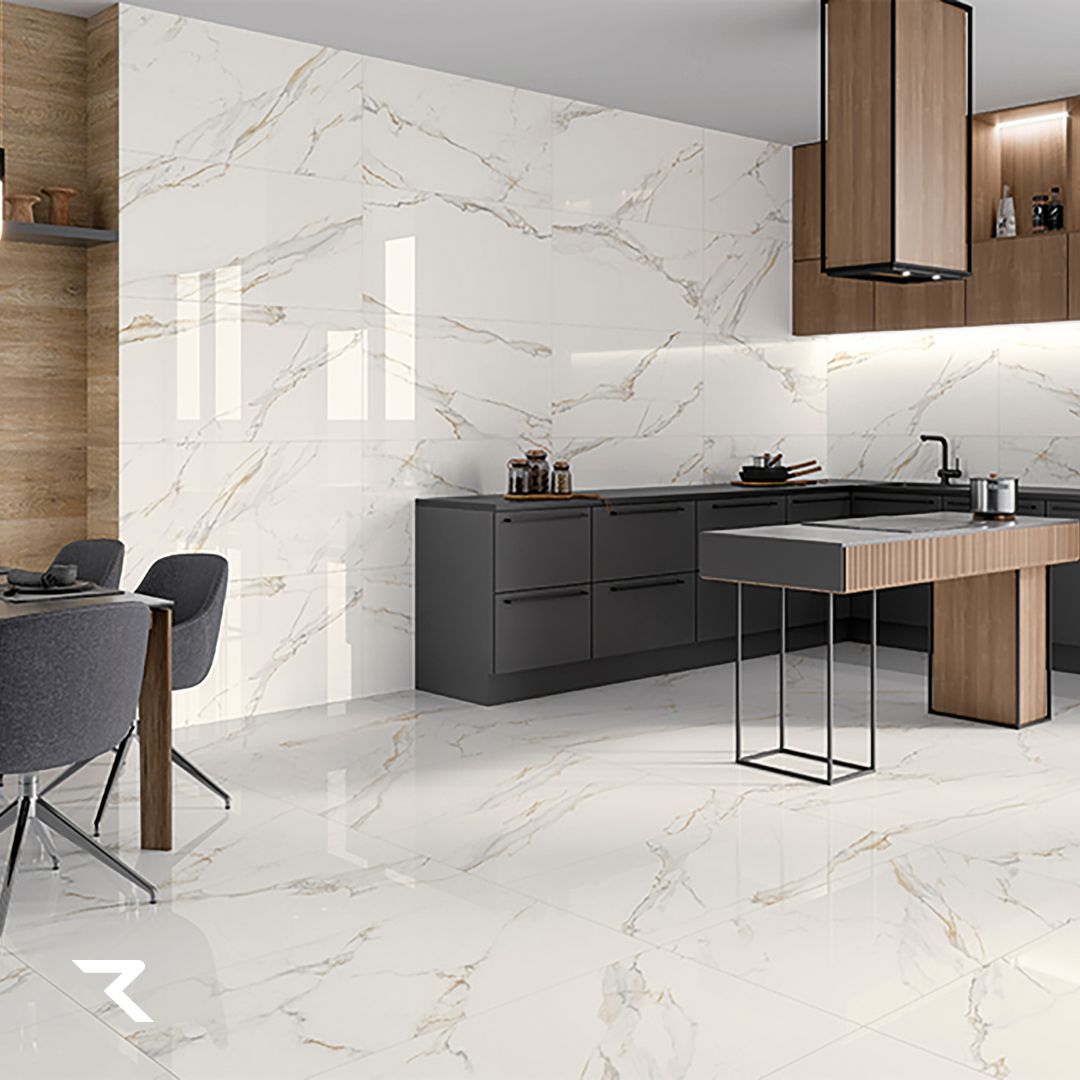 Vogue Bianco, la colección que te hará viajar ✈️ en el tiempo ⏳
Un mármol que "viaja" entre dos tendencias opuestas: el boho mediterráneo y el estilo Rococó, con vetas gris claro y dorado que se fusionan en el blanco más puro de esta pieza.