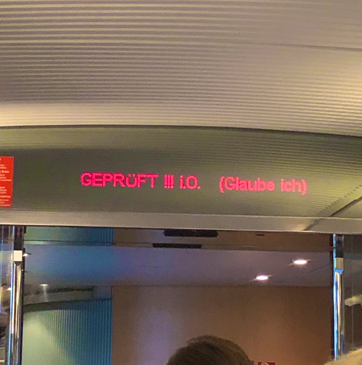 Im ICE 1545 hilft anscheinend beten. #bahn #dbahn #deutschebahn