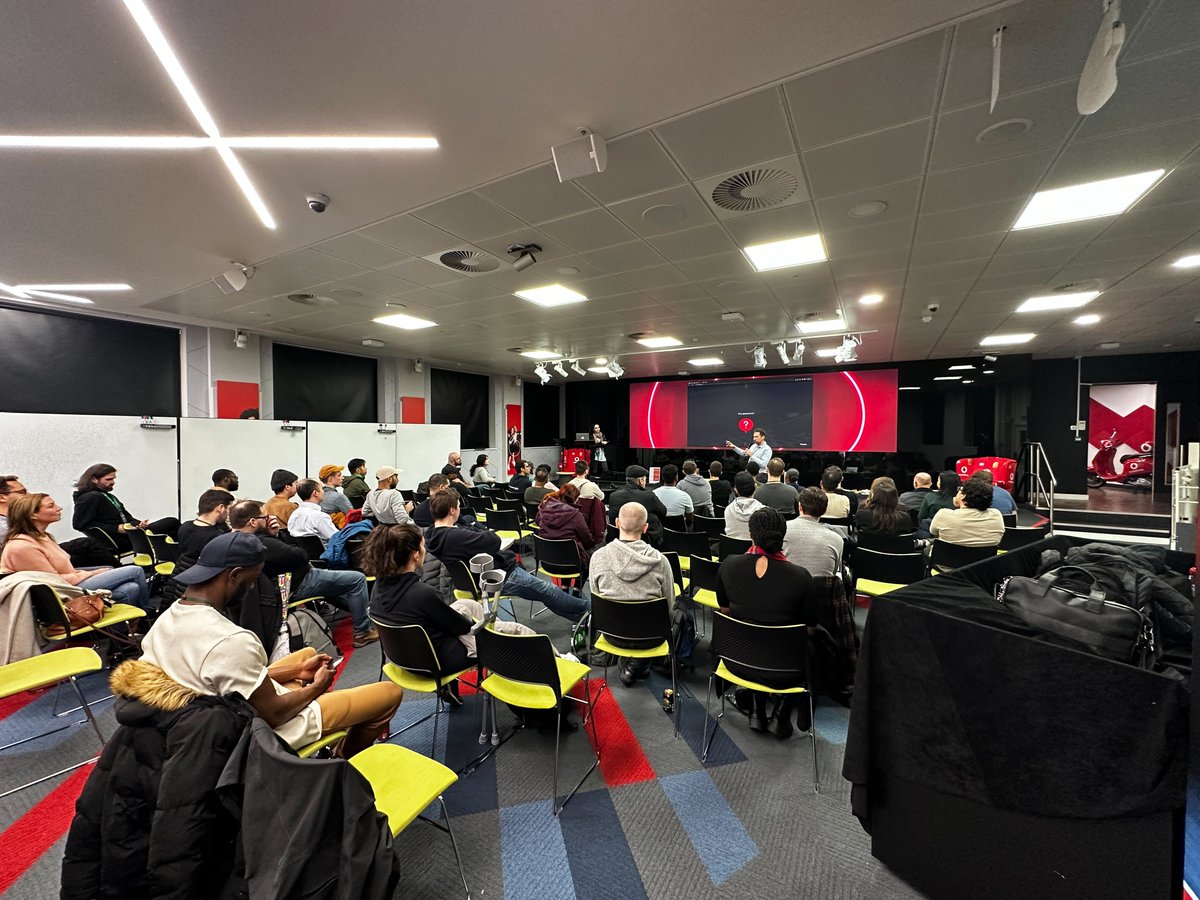 VodafoneUK_Tech's tweet photo. Yesterday, we proudly hosted a TypeScript #meetup with @LndTypeScript in the #Speechmark, our Vodafone office in the heart of London. Jamie Haywood, Senior Engineer at @VodafoneUK_Tech, presented "How to package a Package". Join us next time!
#LondonTypescriptMeetup #WeAreHiring https://t.co/4wLJrc4NIx
