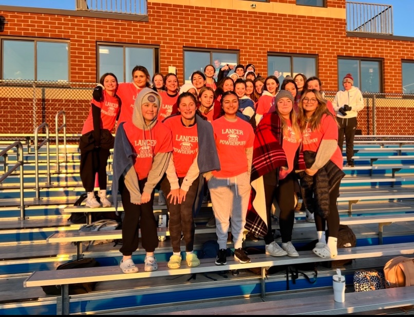 ATebbs_LHS's tweet photo. Powderpuff 2022 🏈🖤💜💚💖 https://t.co/esjvRBAQpa