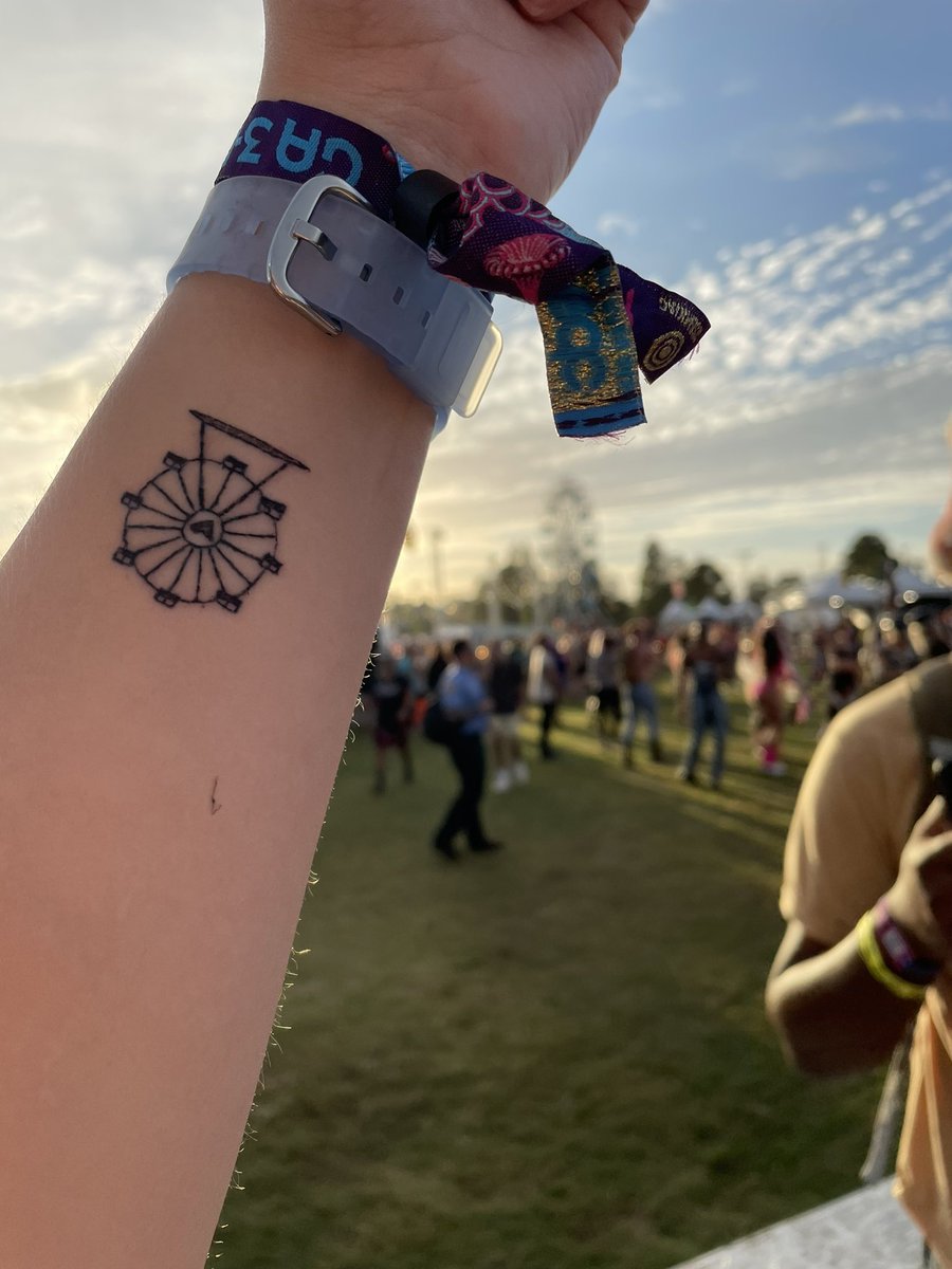 SyrupStarling's tweet photo. It’s already been a week since EDCO 😭💗🎡 https://t.co/DZqzKJfBn0