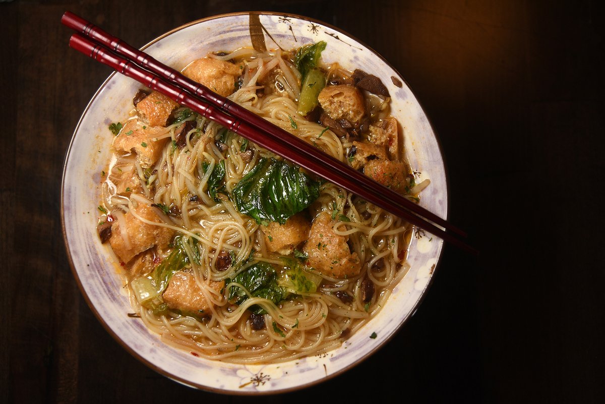 “Daily Dish”
Vegan Noodle Bowl
#foodphotography #foodporn #food #foodie #foodgram #instafood #yummy #delicious #foodgasm #foodpics #foodies #tasty #foodlove
<a href="/bonappetitmag/">bonappetitmag</a> @foodnetwork @cooksillustrated <a href="/foodandwine/">Food & Wine</a> @goodhousekeeping @bettycrocker
