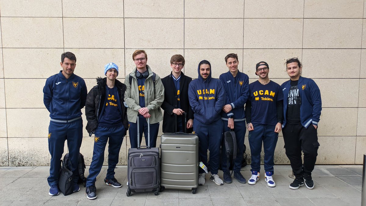 Primera parada: hecha 🙌

En unos minutos estaremos en <a href="/Portaventura_ES/">PortAventura World</a>.

Pd: <a href="/Thayger_/">Thayger</a>, llega ya.