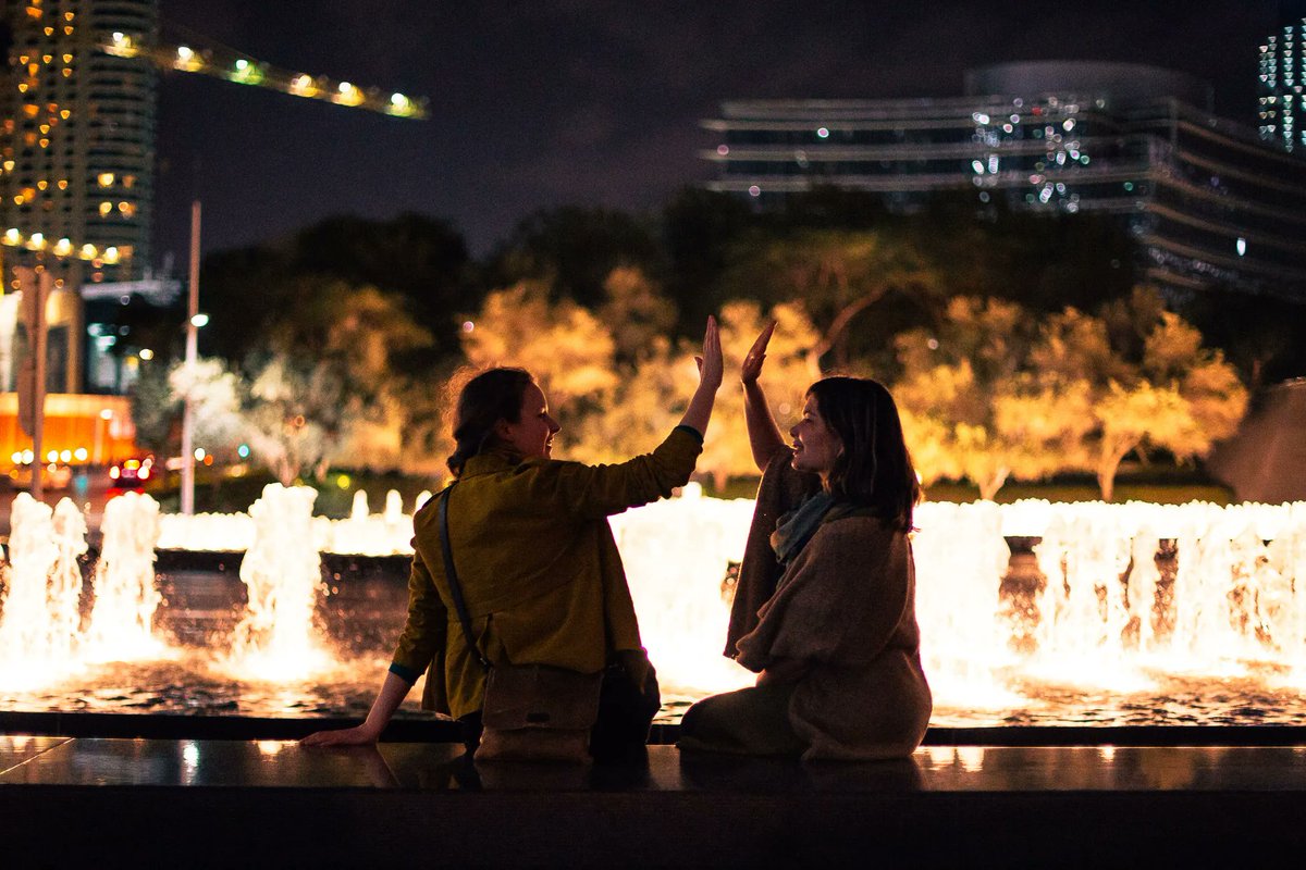 Feeling cold? Escape to the warmth of Dubai!  
Explore the city, day and night, because the weather is good all day round. So whether you are a morning person or a night owl, there's a local host waiting for you. 

All of our private Dubai experiences:buff.ly/3EhSM3K