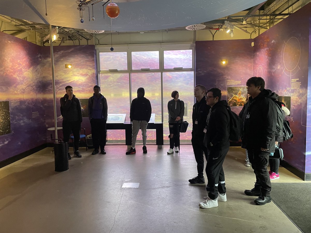 DeaneryScience's tweet image. Students from Y11-13 accompanied Mr Knowles at the Jodrell Bank Centre for Astrophysics this week. 🔭☄️🪐@deaneryhigh @Deanery6thForm