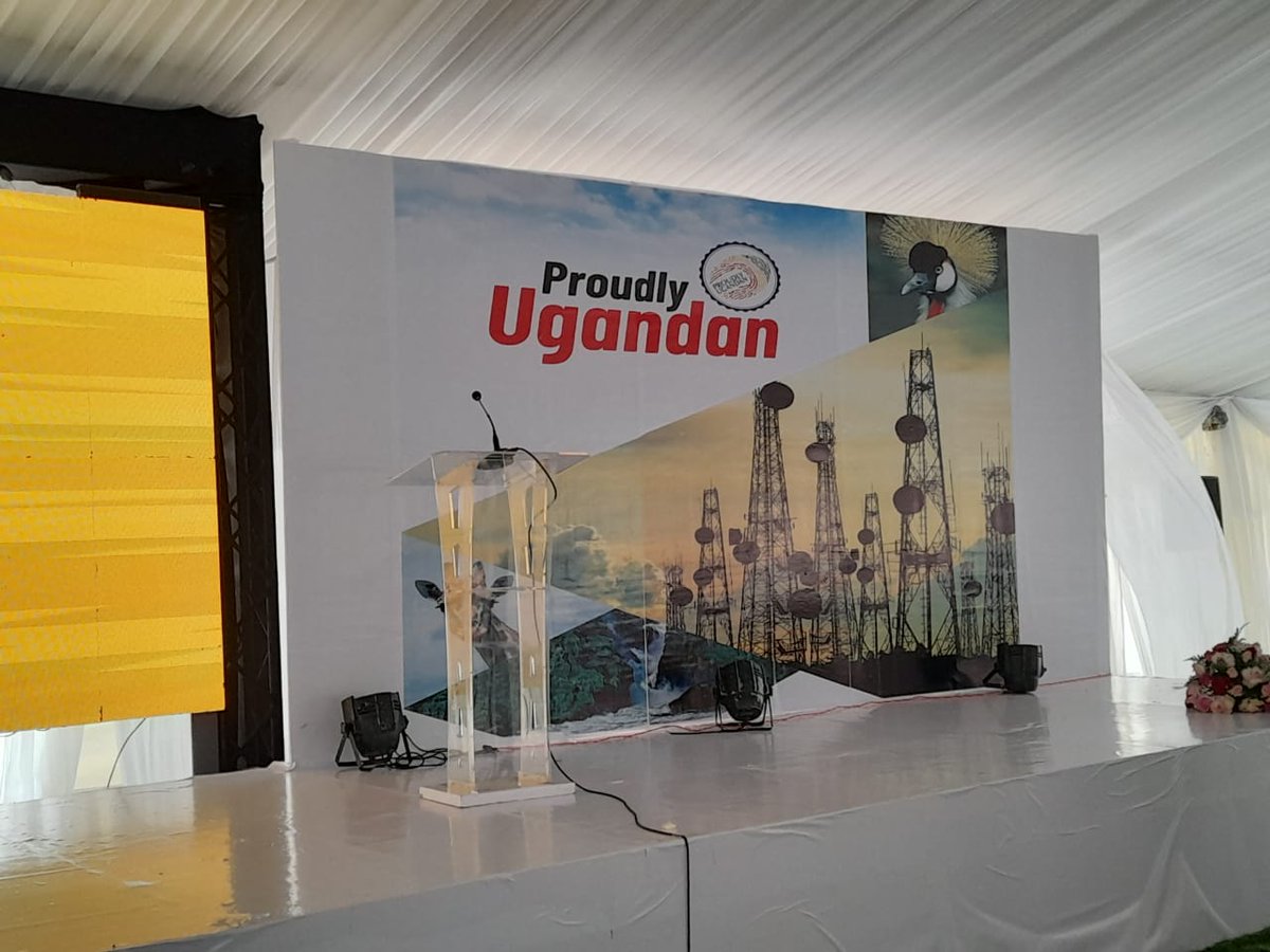 Today, the administrator of  now defunct Uganda Telecom limited ( UTL) hands over assets to Uganda Telecom Company Limited ( UTCL), a company fully owned by @GovUganda through @mofpedU & @MoICT_Ug .  Government back to real business. Proudly Ugandan!
#Transition