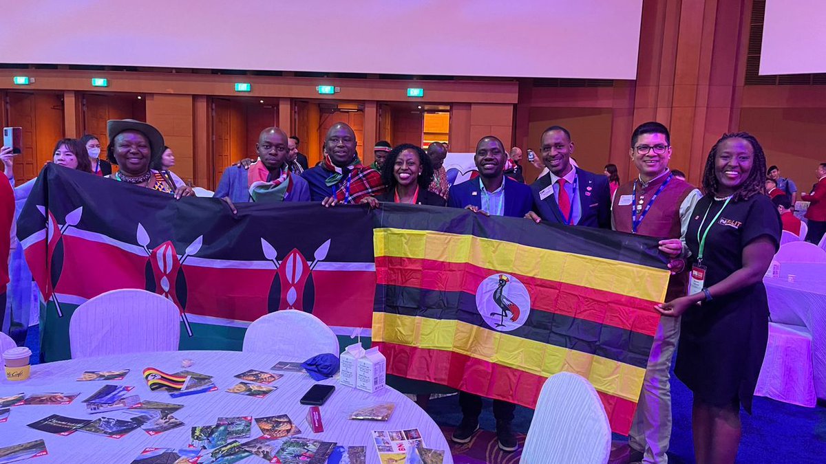 Business Network International Uganda (@BNIuganda) on Twitter photo 2022-11-18 07:27:11 The BNI conference in Singapore has been ongoing this week and BNI Uganda & Kenya Members were in attendance. @SharonTees @DNKibuuka @BNI_official_pg, #BNIGC2022 The BNI conference in Singapore has been ongoing this week and BNI Uganda & Kenya Members were in attendance. @SharonTees @DNKibuuka @BNI_official_pg, #BNIGC2022