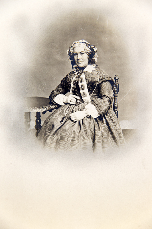 Paleontologist &amp; scientific illustrator, Mary Buckland née Morland was born #OTD in 1797. She also helped with her husband’s (William) writing, edited his papers &amp; made notes but was not usually credited. Some family papers are held in our #Archives 
#WomenInSTEM #Trowelblazers