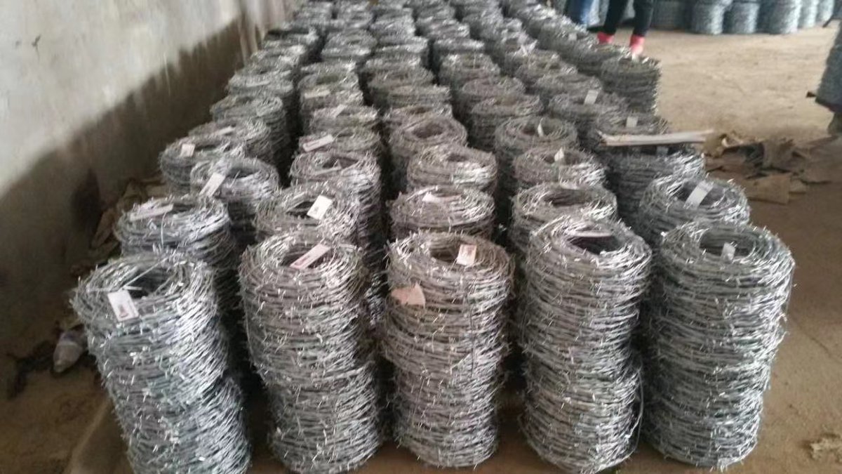 ERIC72060214's tweet image. Run Bull has put great priority to the increasing of our R&amp;amp; D capability and constant technological innovation in production. We have now 15 engineers and experts involved in R &amp;amp; D.
#DecorativeWireMesh #StainlessSteelWireMesh #FilterStrainer #WovenWireDrapery #InsectScreen