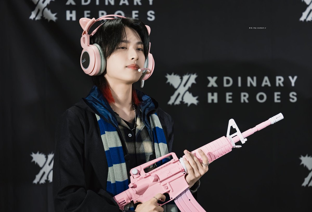 0miiang0's tweet image. 221117 뮤플 #가온 

😍가오니 흑발😍

#XdinaryHeroes #엑스디너리히어로즈