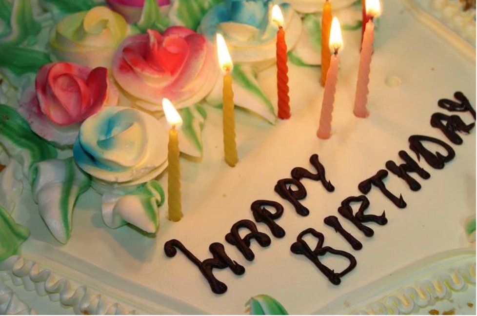 ADAWONG3714's tweet photo. 生存確認……

と同時に、また1つ歳を重ねました～🎈

これからもよろしくお願いします✨🙏✨ https://t.co/HemKyFRZ7L