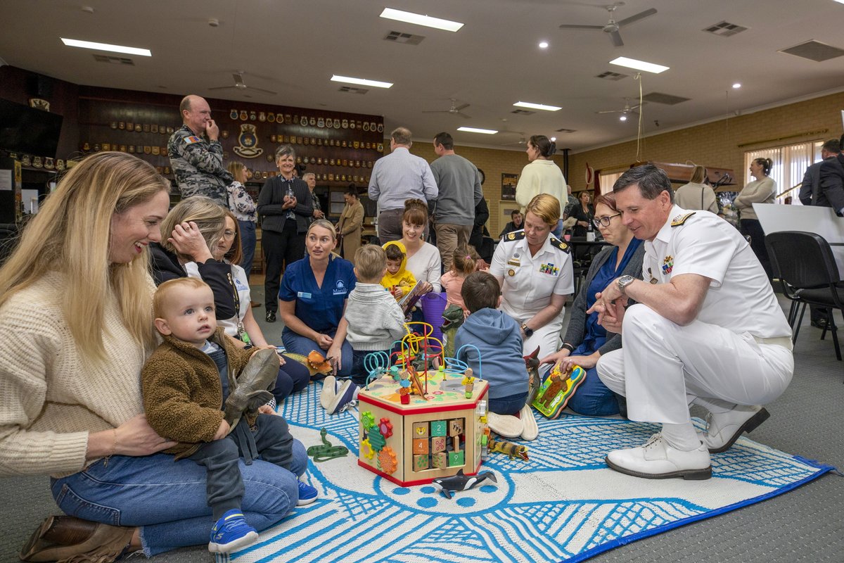 CN_Australia's tweet image. Today I met #AusNavy Families at #HMASStirling to thank them for the support they provide to our mission. We couldn't do the important work we do for our nation without you. Power at Sea, Strength from Home. #DFMS