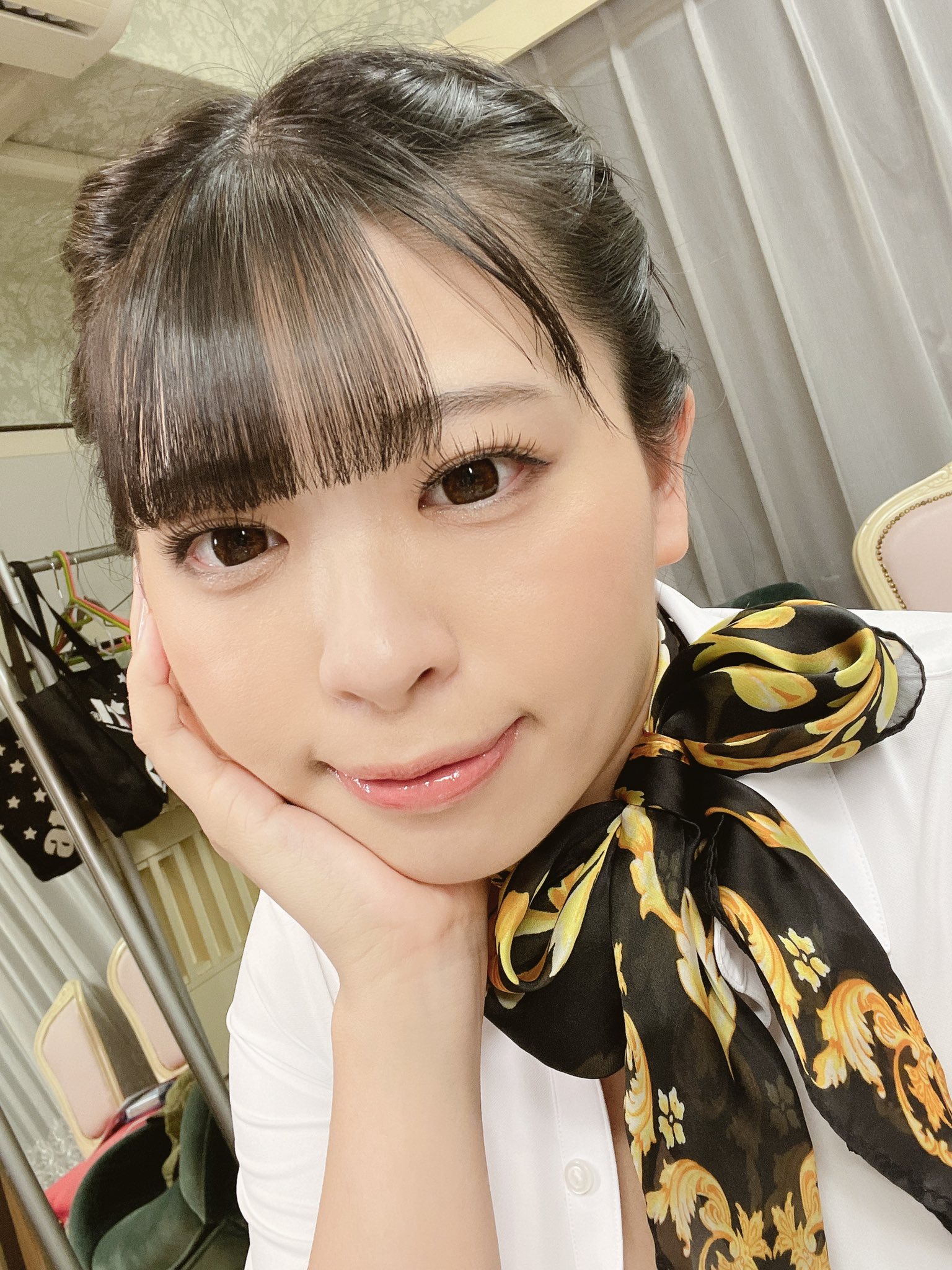 花柳 杏奈🐱🌼 on Twitter: "【🌟38000人フォロワー記念企画🌟】 皆様のもっと交流していきたいので、ここにリプして下さった方