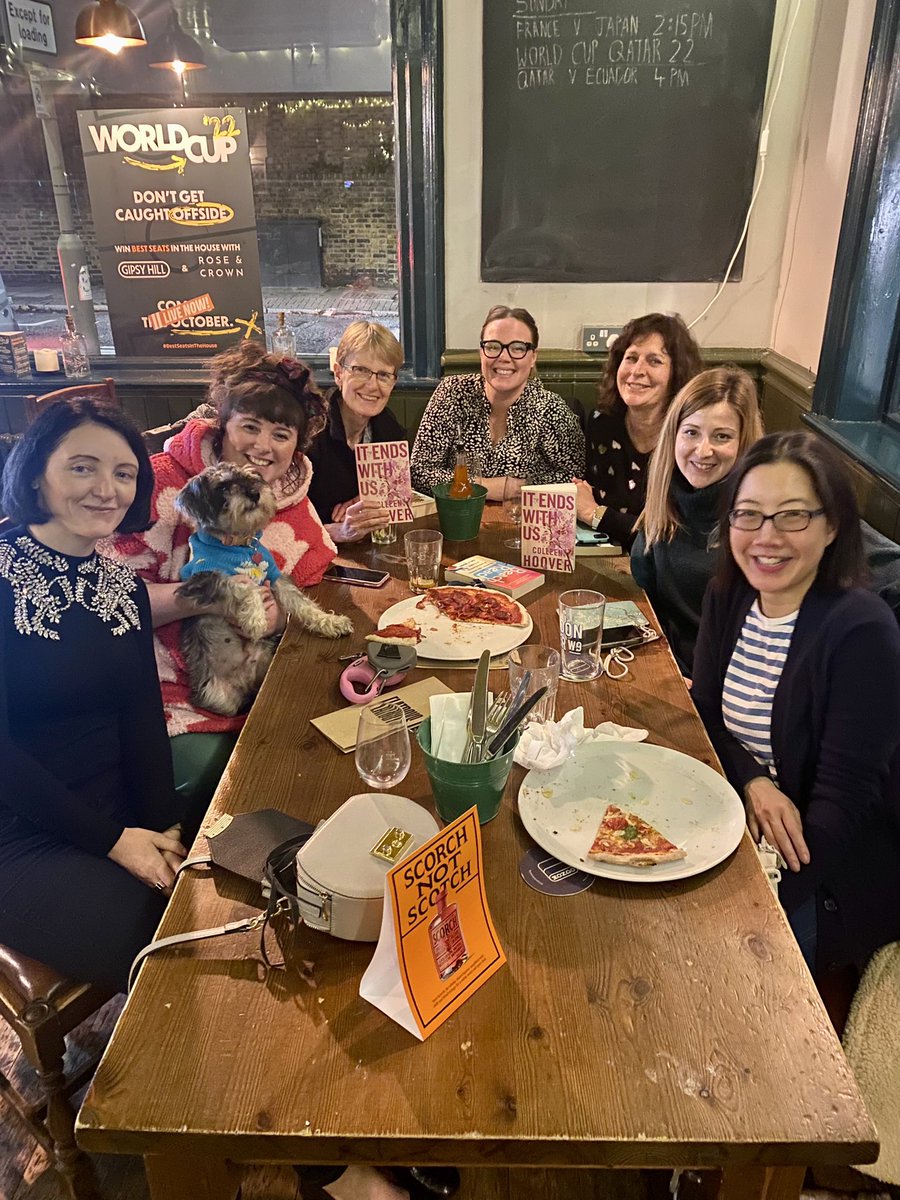 TootingWI's tweet image. Book Club met last night for a fabulous evening @RoseCrownSW17 they discussed It Ends With Us by @colleenhoover 📚