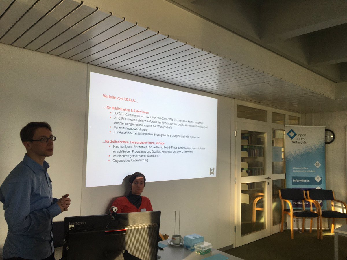 Wir starten mit einer Vorstellung des Projekts <a href="/oa_koala/">KOALA</a> von Danny Flemming und Martina Benz <a href="/mambalu/">martina benz</a> in den dritten und leider schon letzten Tag der #OAStaffWeek am KIM der <a href="/UniKonstanz/">Universität Konstanz</a>