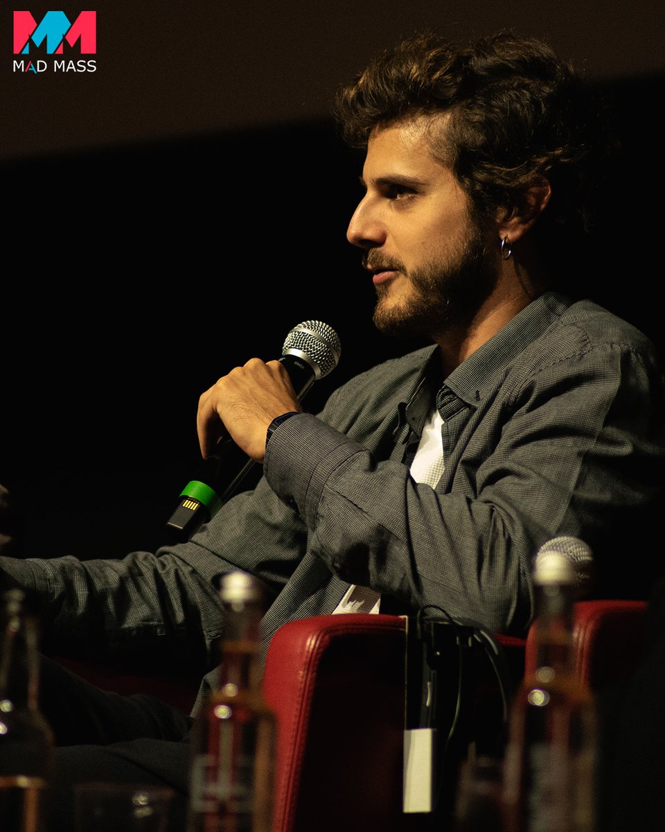 MadMassit's tweet photo. Andrea Arcangeli, Marianna Fontana, Emanuele Maria Di Stefano e Francesco Di Napoli: il nostro incontro con il cast di Romulus 2 di #MatteoRovere @romacinemafest
#Romulus #RomaFF17 #AndreaArcangeli #MariannaFontana #EmanueleMariaDiStefano e #FrancescoDiNapoli #MadMassit https://t.co/iUhH1mh3c5