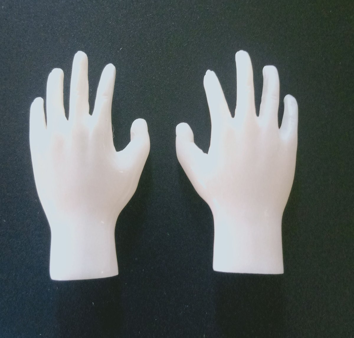 jerogingsir's tweet image. Set Hands, Carved Buffalo Bone, Jewelry Making ,Silver Wrap,Necklace,Pendant E900 etsy.me/3EKf7Ze #bonehorn #silverwrap #buffalobone #jewelrymaking #pendant #carvedbone #jewelry #bonejewelry #handcarved