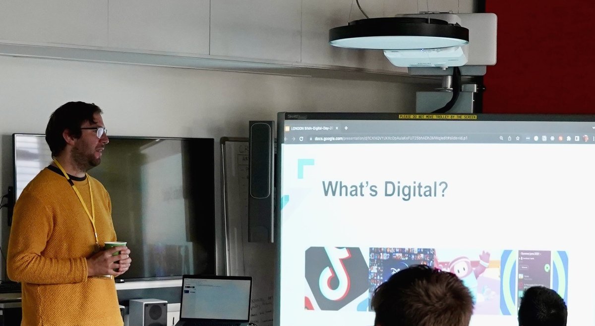 Digital Day at SCWA 
This week SCWA hosted a Digital Day using future solutions to solve real world problems of today focusing on the client, the competition, the marketplace and finally the solution. Full story to follow in the next issue of the Crown Flyer.