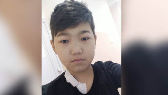 Дастану 16 лет, и у него нет родителей. У мальчика синдром Альпорта и ряд других диагнозов. Говоря простыми словами, он страдает заболеванием почек. Ему требуется пересадка почки, а пенсии бабушки не хватает даже на лекарства. kaktus.media/470842