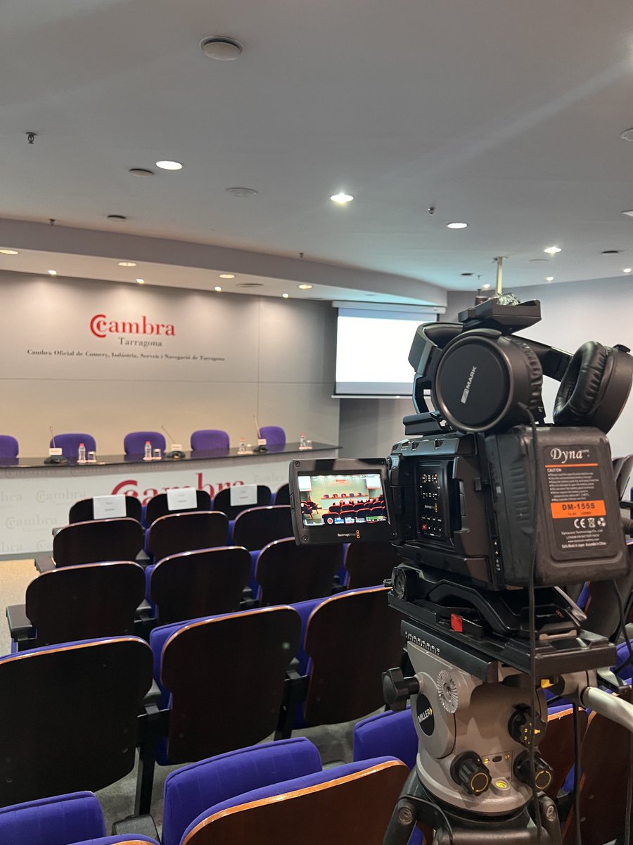 Jordimart's tweet photo. Tot a punt a #tarragona per iniciar el debat sobre el paper i el compromís de les empreses químiques en la qualitat de l’aire #OQACT ⁦@InstitutCerda⁩ ⁦@aeqtonline⁩⁦@CambraTarragona⁩ https://t.co/p4TTEXcIO9