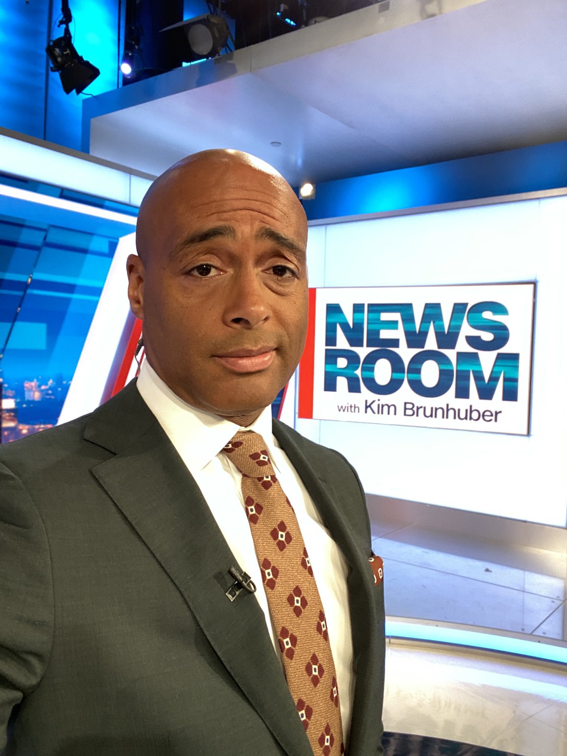 Kim Brunhuber on Twitter "I had to do my own makeup for this morning’s shows. How’d I do? I