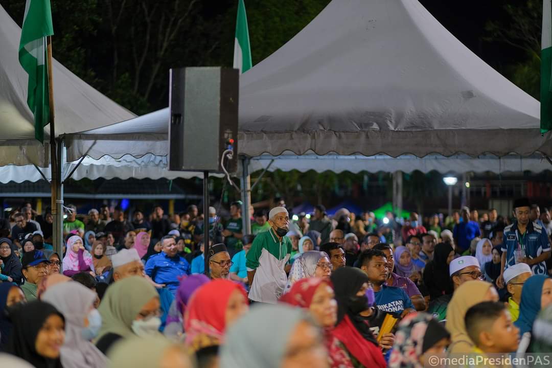 DrAhmadSamsuri's tweet photo. Nasional Terengganu mengakhiri penutup Ceramah Grand Finale Jelajah Prihatin PN BEST semalam. 

#MalaysiaGemilang
#BersihdanStabil
#PerikatanNasional
#PASBest
#PNBest
#PRU15 https://t.co/xvdQryXtxS