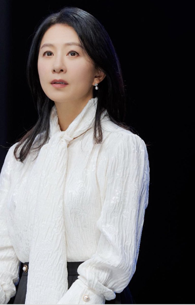 김희애 Kim Hee-Ae’s Gallery tweet media
