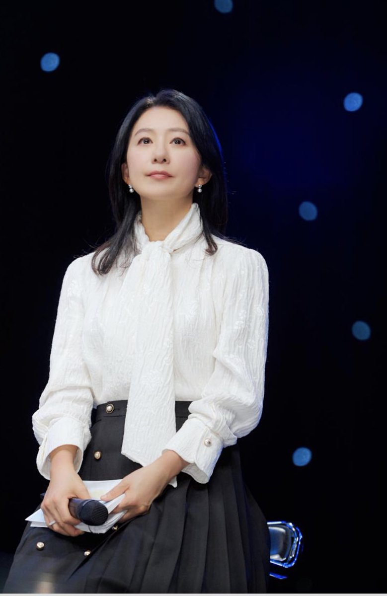 김희애 Kim Hee-Ae’s Gallery tweet media