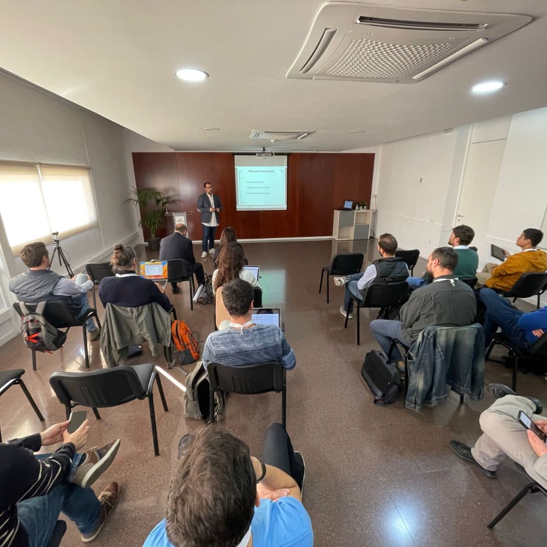 Damos por finalizadas unas jornadas increíbles donde hemos tenido la oportunidad de conocer a emprendedores con actitud y mucho futuro. 

Con el soporte de: <a href="/ajuntamentbdv/">Ajuntament de Barberà del Vallès</a> , <a href="/InnovaeAR/">Innovae</a>  y <a href="/diba/">Diputació de Barcelona</a> 

#Visiontech #Emprendimiento #Visionartificial #RealidadAumentada #Startup