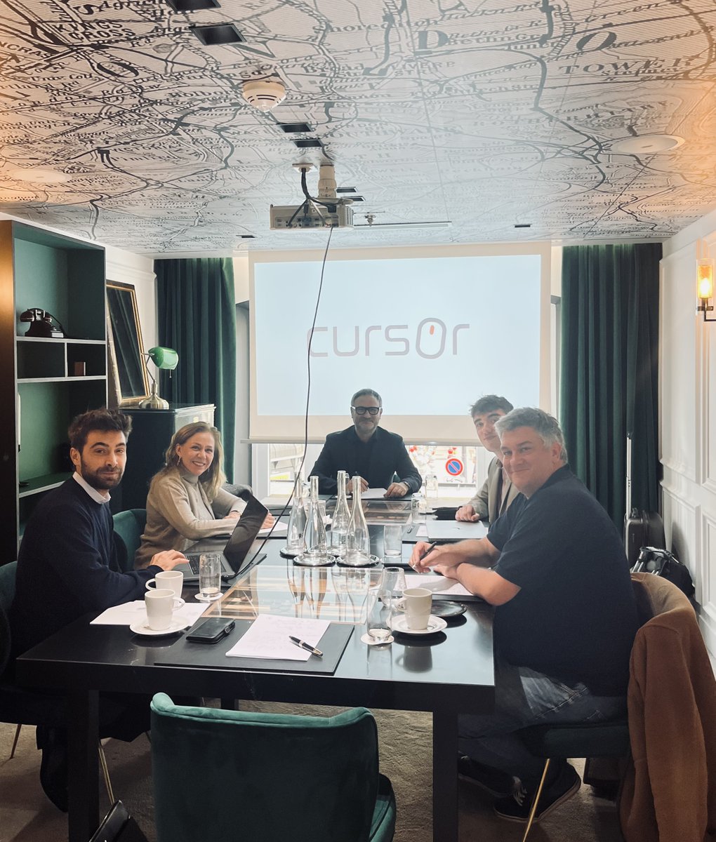 ✅ Une agréable et productive réunion de travail afin de toujours mieux répondre aux besoins du recrutement chez Cursor. 

👉 Retrouvez-nous sur : cursorhub.com