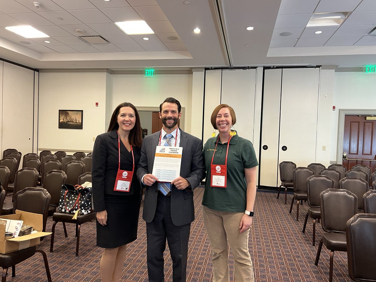 Chris Jones tweet media