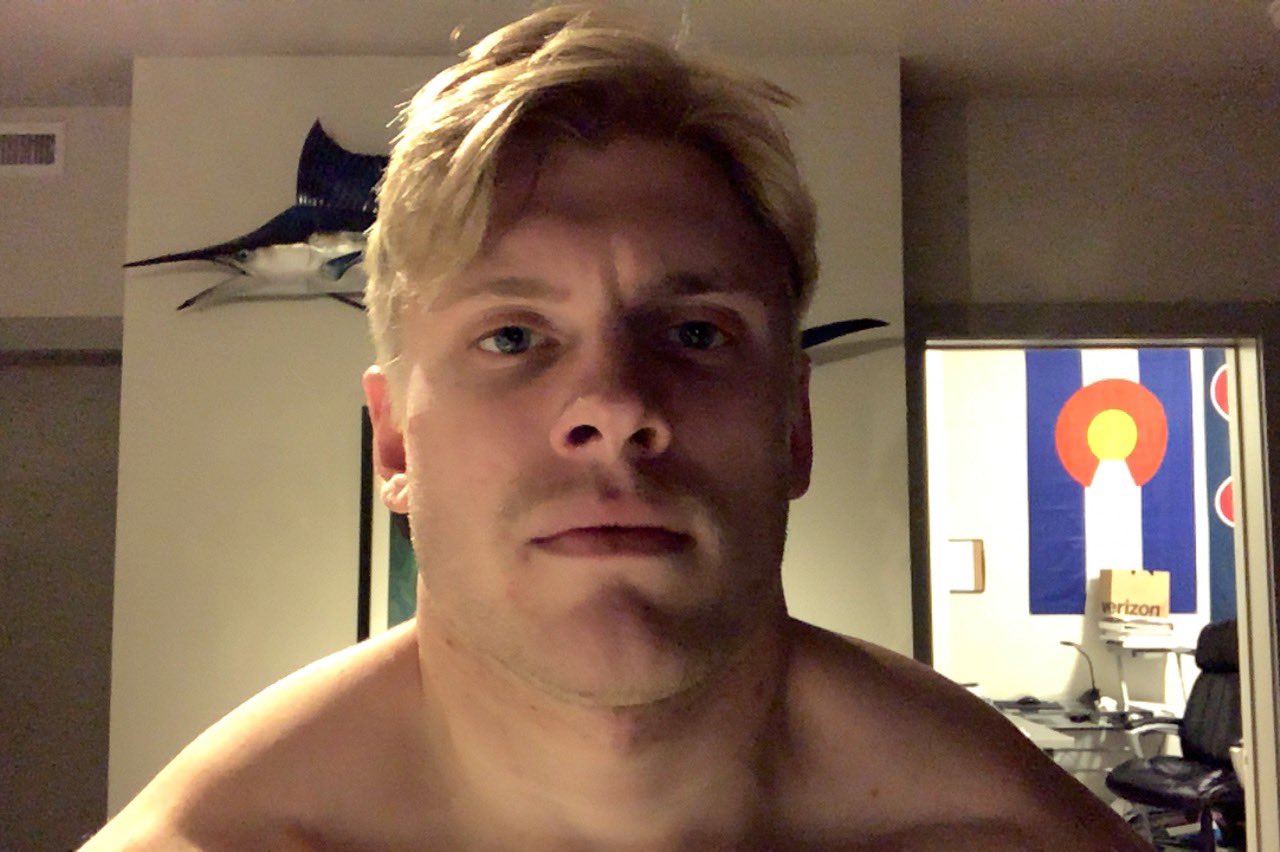 shart-angus-on-twitter-oreosalad1-shitpostgate-i-look-like-this-and