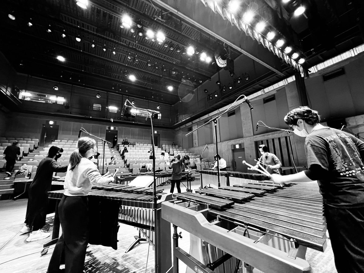 KKUNIKO's tweet photo. Rehearsing Six Marimbas…
#SteveReich #SixMarimbas https://t.co/McdDO9fZ6d