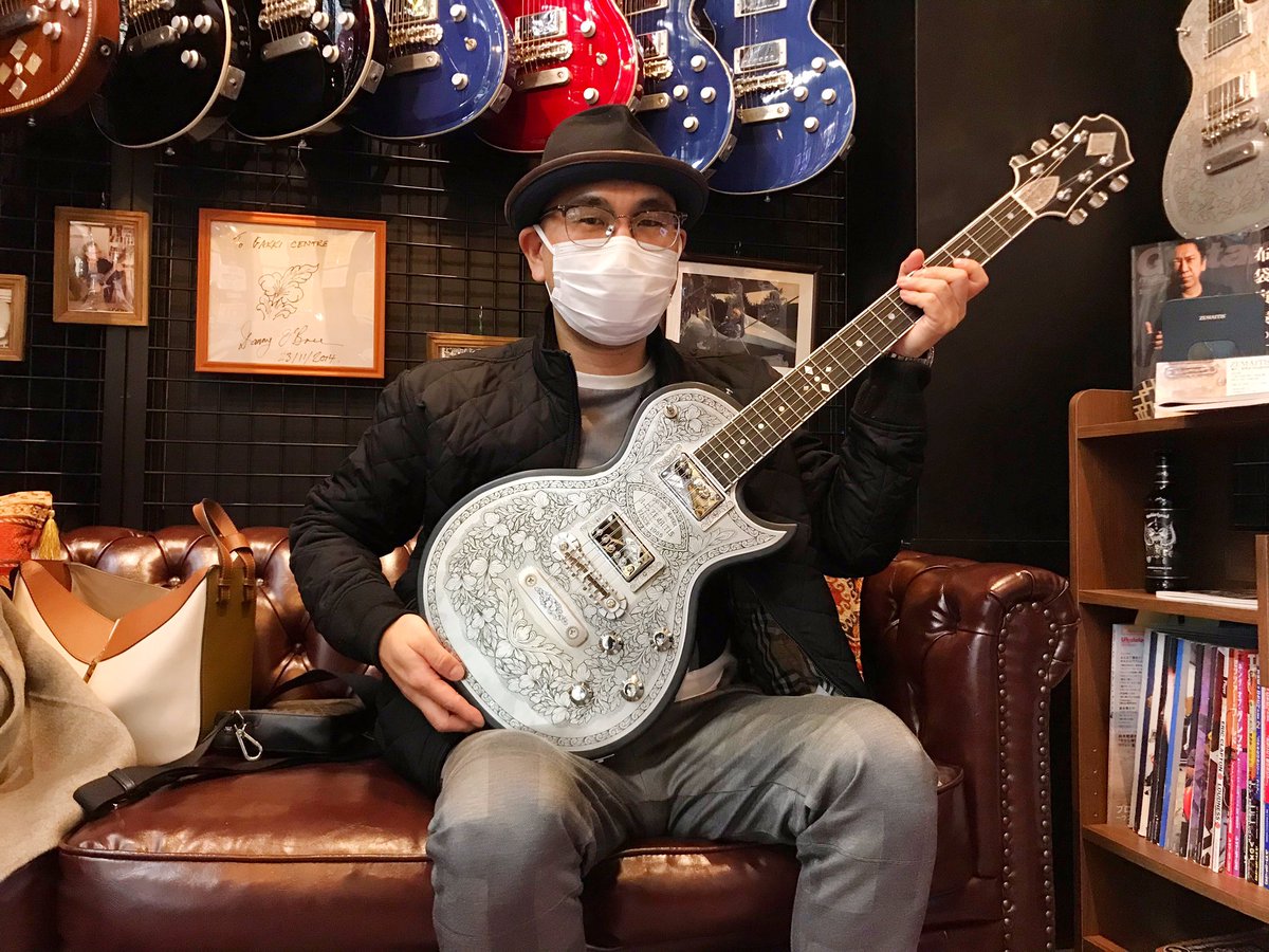 gakkicenter's tweet photo. ZEMAITIS MFG-AC-22 BLACKをお買い上げいただきました✨ありがとうございます✨
ゼマイティス・オーナー様おめでとうございます✨🎸
#zemaitis #guitar #zemaitisguitar #metalfront #rock #madeinjapan #ゼマイティス #ギター #ゼマイティスギター #日本製 #メタルフロント #ゼマイティスオーナー https://t.co/LZhA657vI9